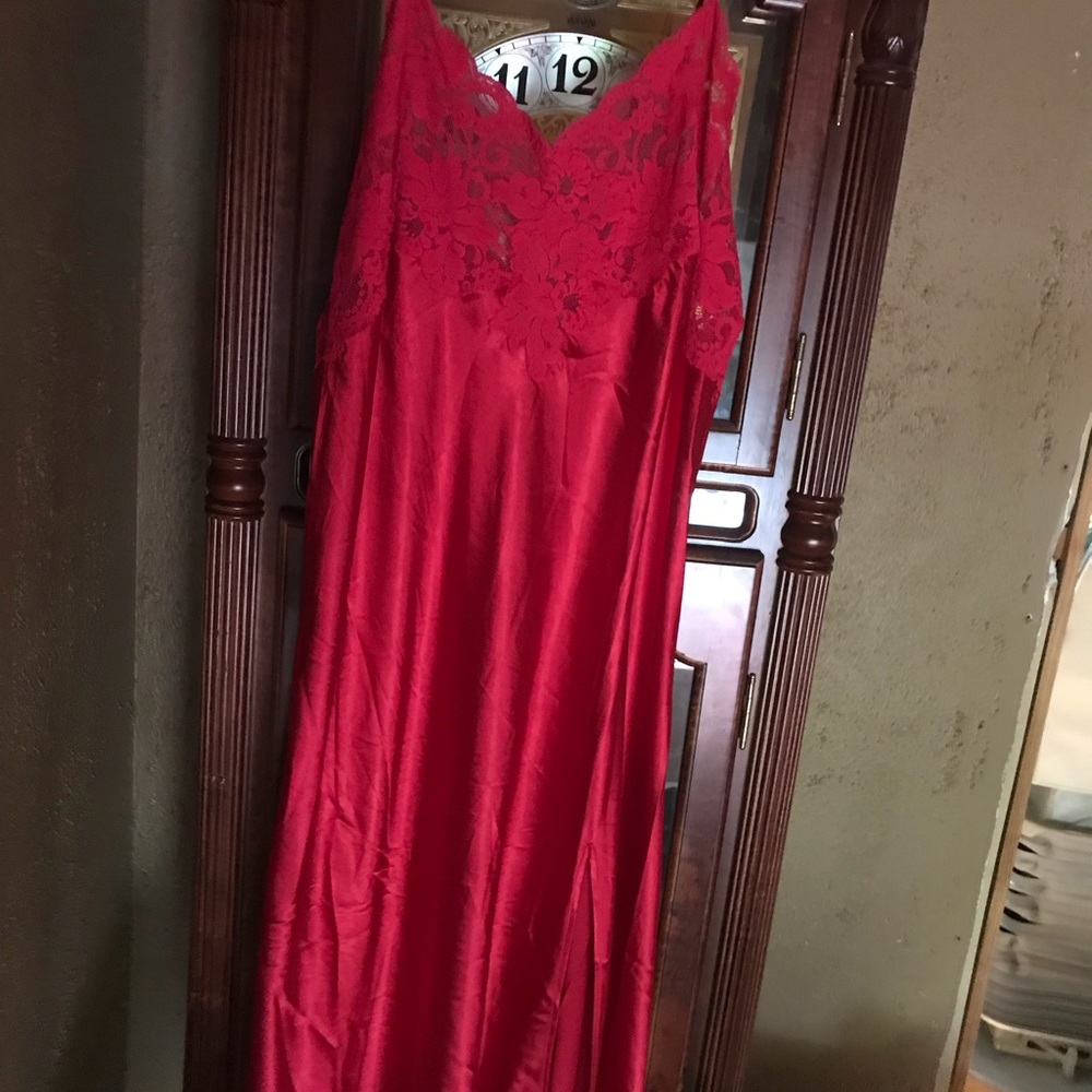 Victoria secret night gown